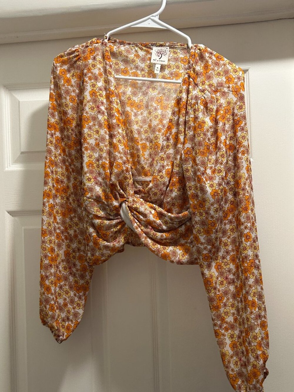 Floral Knotted Longsleeve Crop